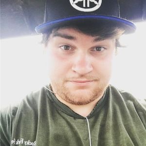 Meet your Posher, Thomas